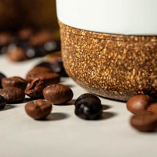Caneca Sustentável Cork 380ml