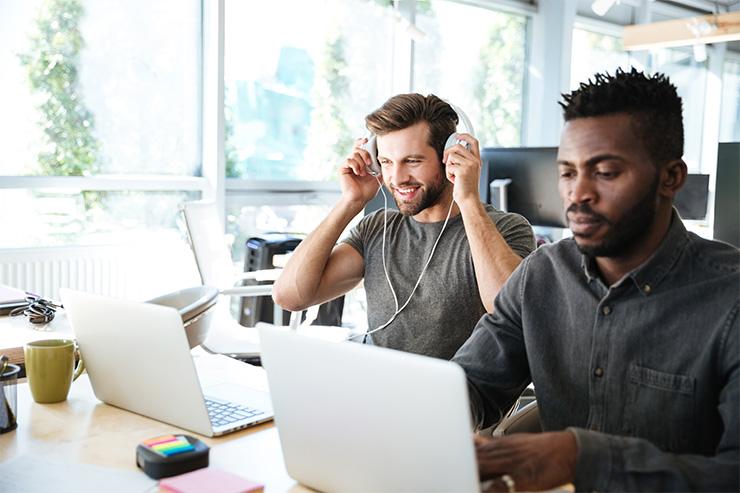 Exigente, inovador e sustentável, o perfil de quem trabalha em coworking